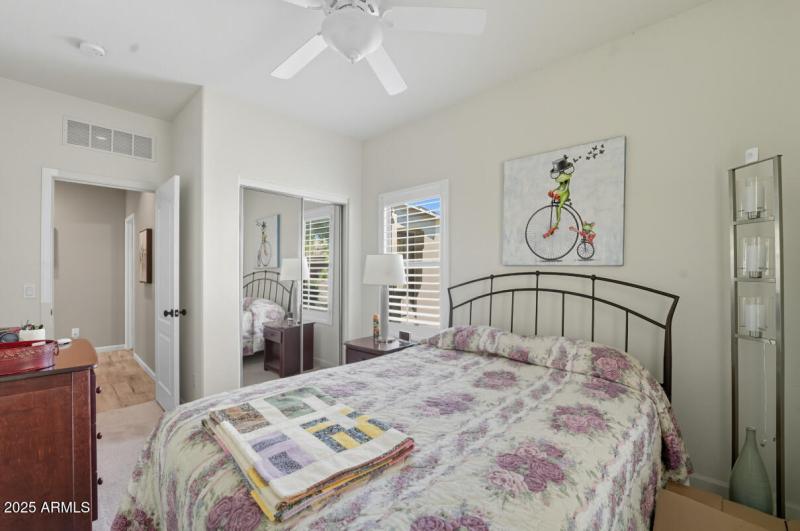 40136 W Catherine Dr-33