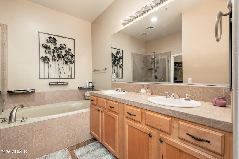 19550 N Grayhawk Dr UNIT 2063 - 022