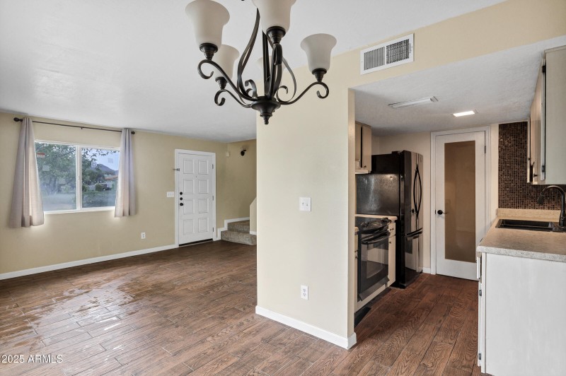 10215 North 8th St B-9