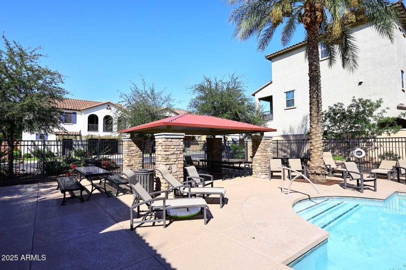 2nd Community Pool-Ramada