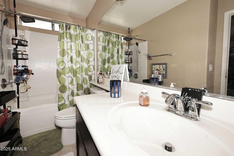 2nd Guest Bedroom-Ensuite