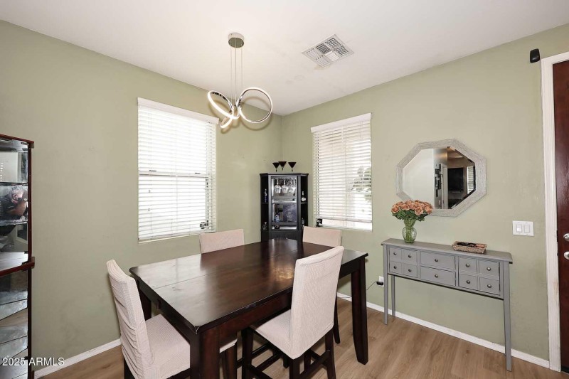 Dining Room2