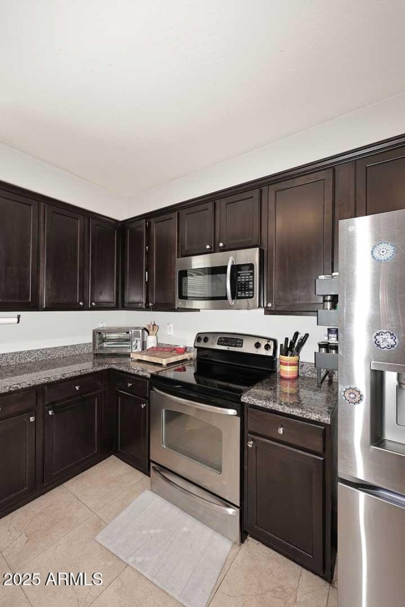 Kitchen-Range
