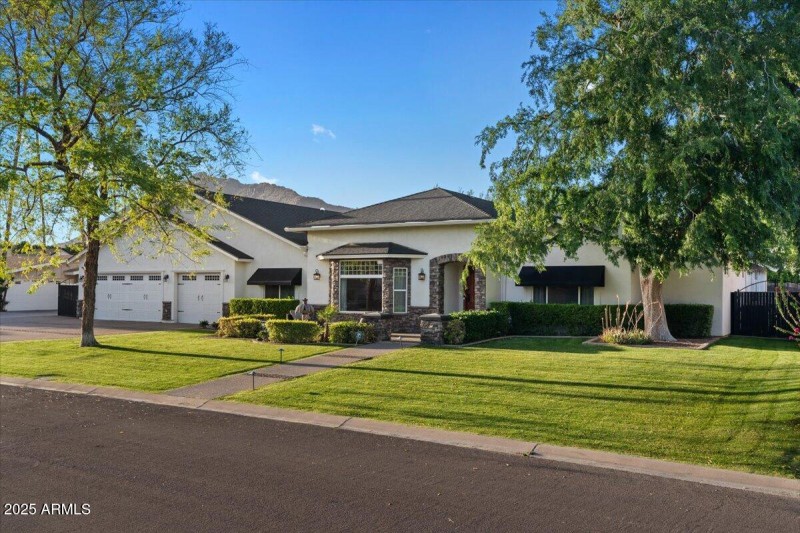 008-Front of home