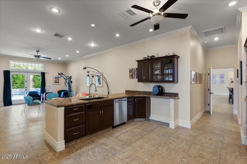 043-Casita Kitchen