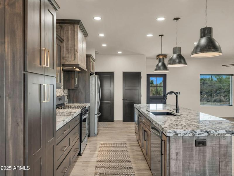 023_kitchen
