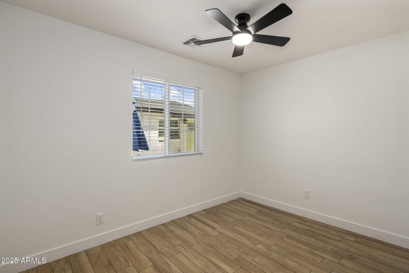 10-web-or-mls-D46A7354