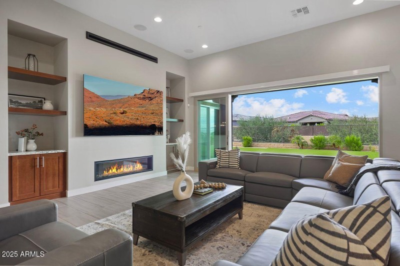 Indoor-Outdoor Living