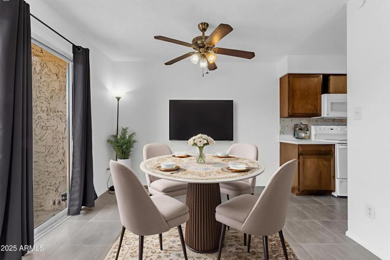 Dining + Virtual Staging