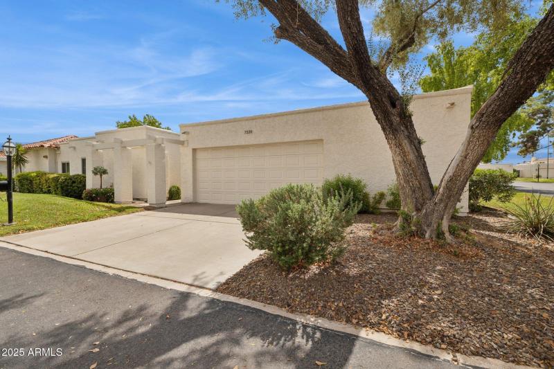 2-web-or-mls-7339-e-keim-dr