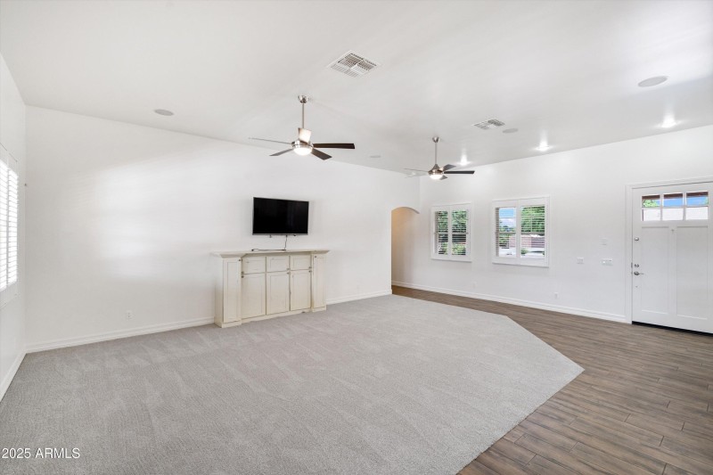 10-Family Room