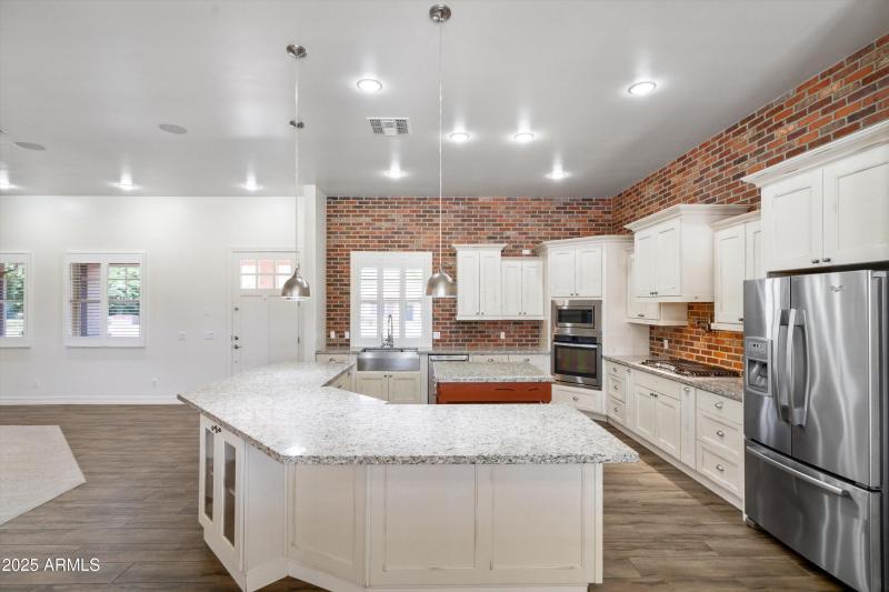 12-Kitchen