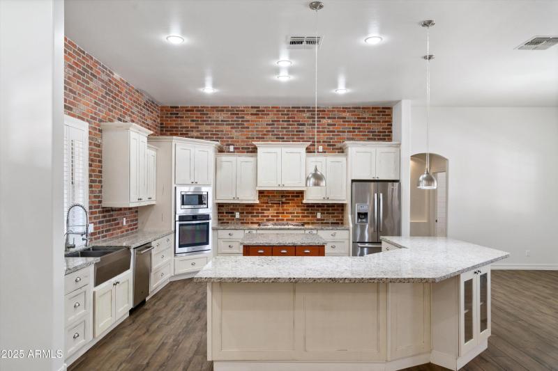 14-Kitchen