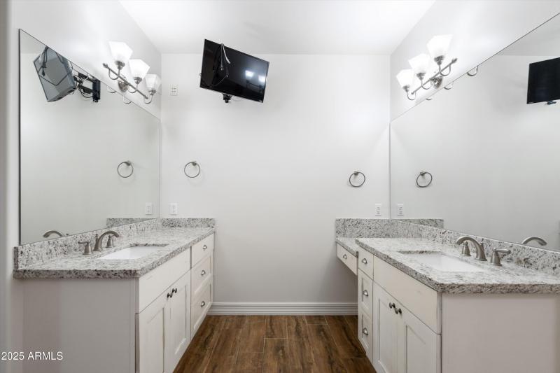27-Primary Bathroom