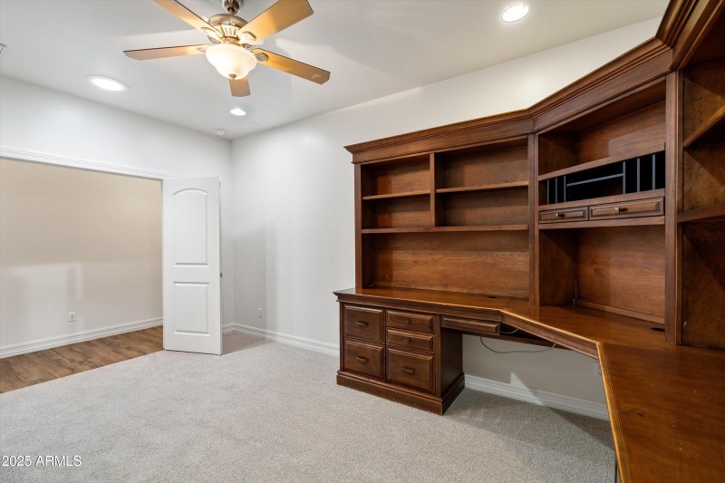 35-Bedroom_Office