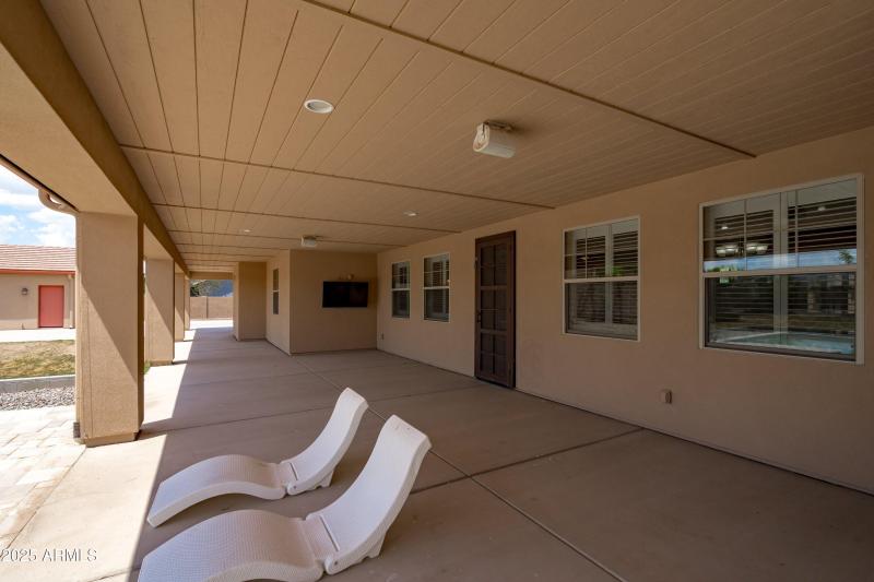56-Patio View