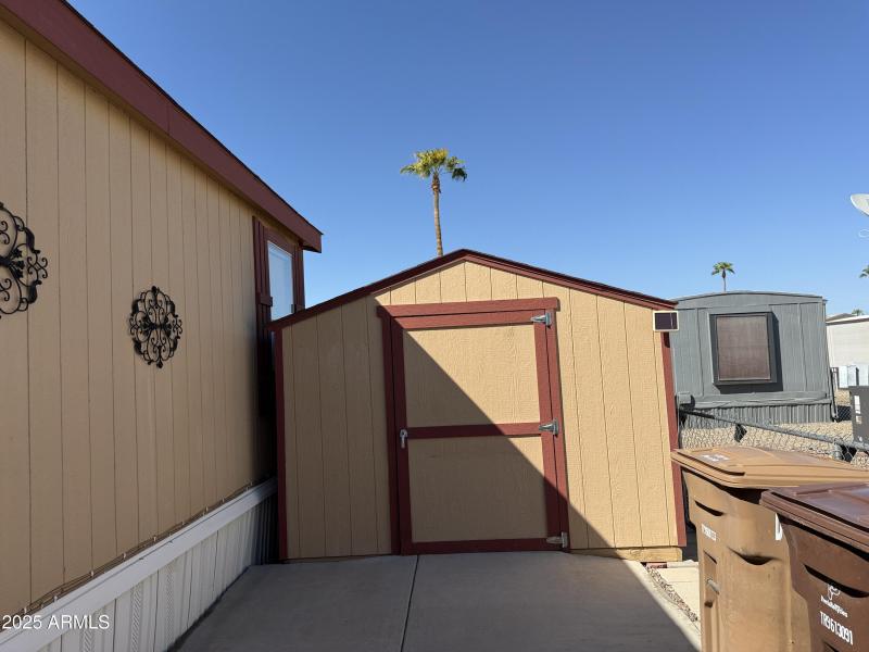 Shed
