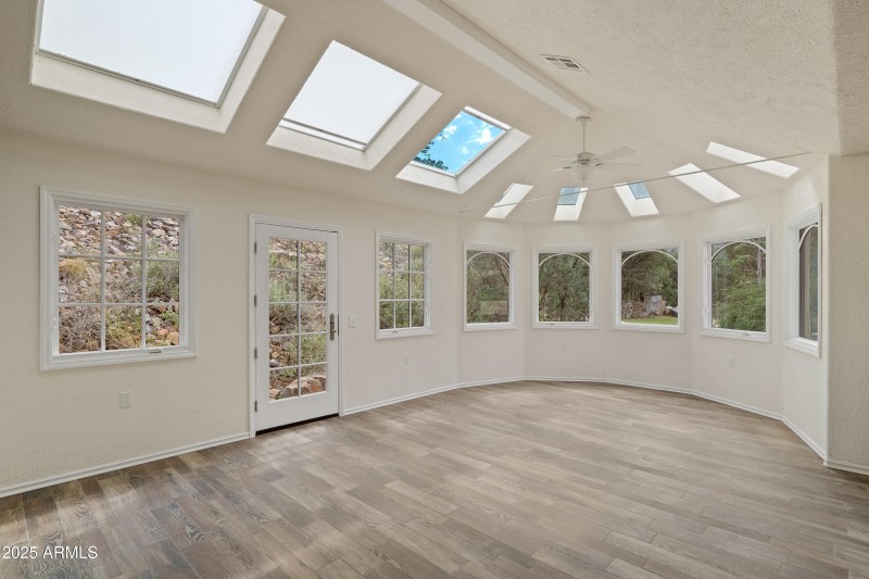 2 Interiors-10