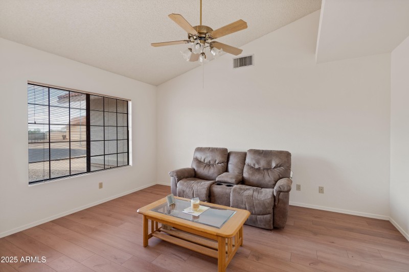 2 Interiors-2