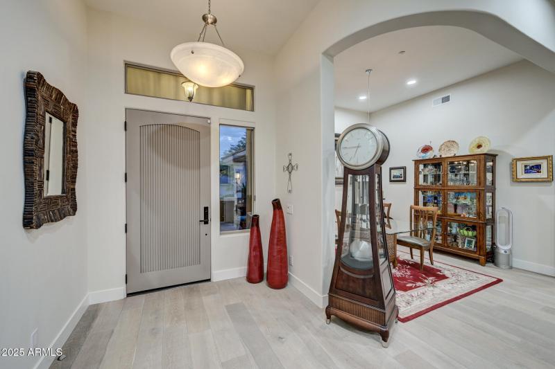 6279 E Wilshire Dr-6