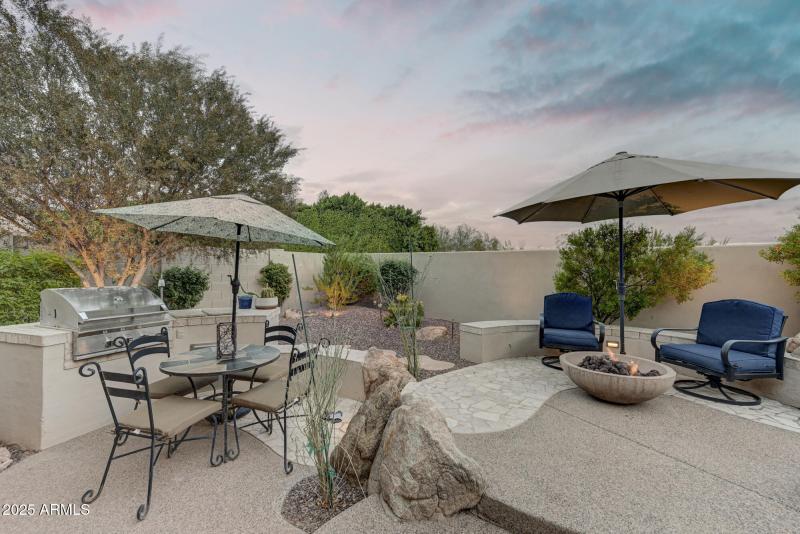 6279 E Wilshire Dr-43