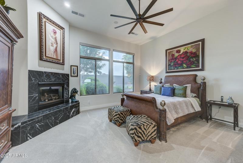 6279 E Wilshire Dr-22