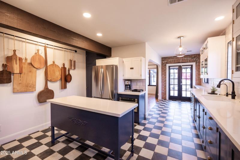 Fantastic Layout