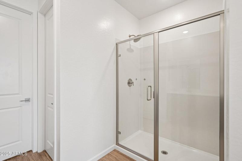 39-web-or-mls-W Brown St-S1909-039