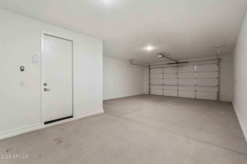 41-web-or-mls-W Brown St-S1909-041