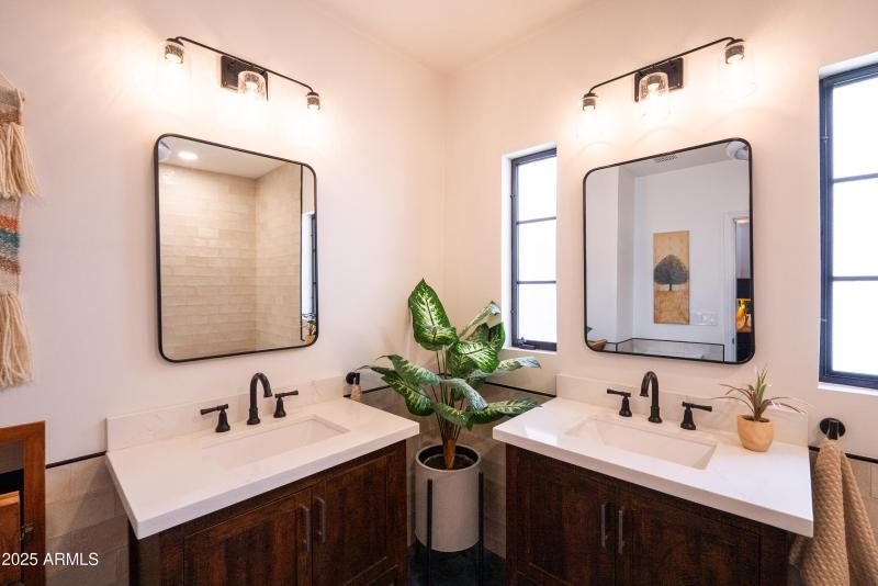 Double Sinks