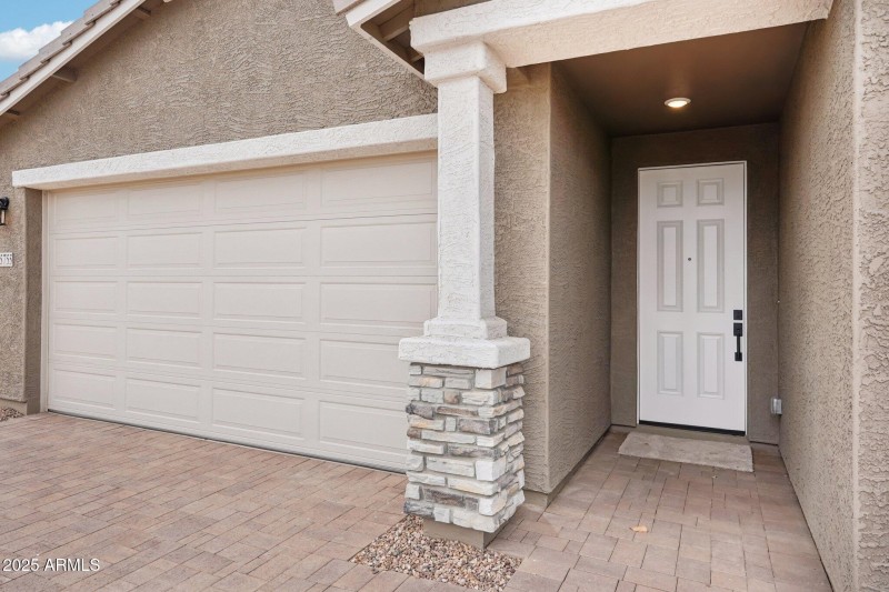 7-web-or-mls-W Camden Ave-S1909-007