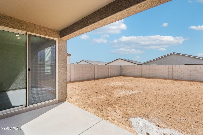 37-web-or-mls-W Camden Ave-S1909-037
