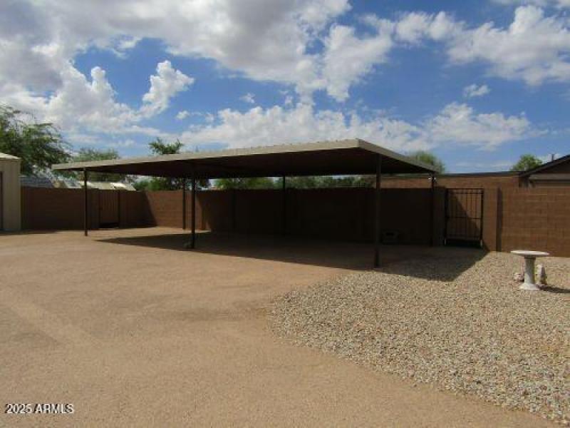 4 Car carport