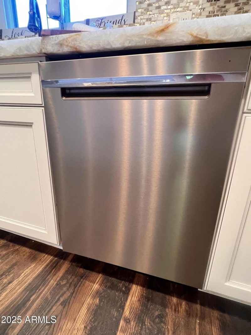 DISHWASHER SUNSET BRONZE LINE