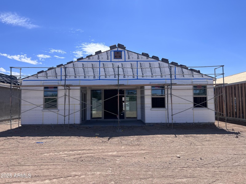 013 Exterior Back
