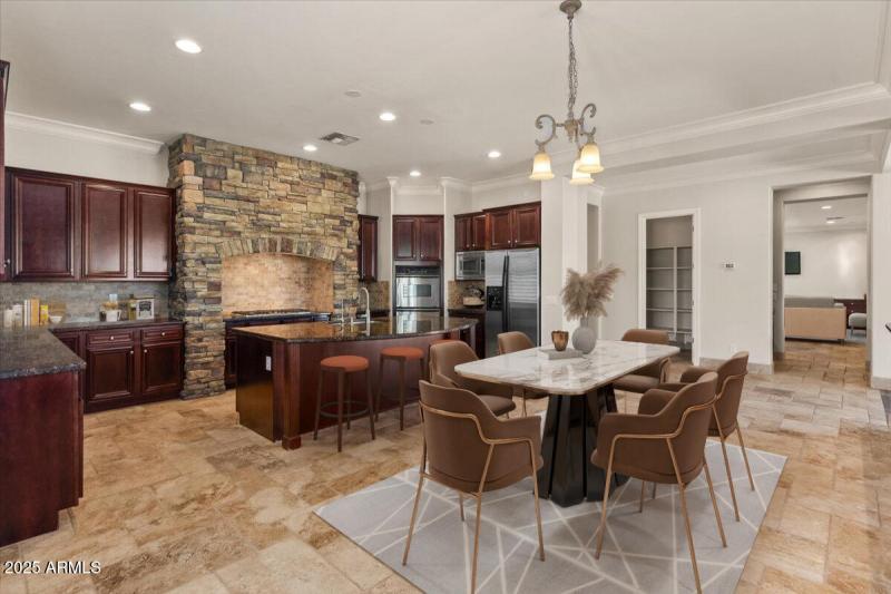Dining & Kitchen.VS