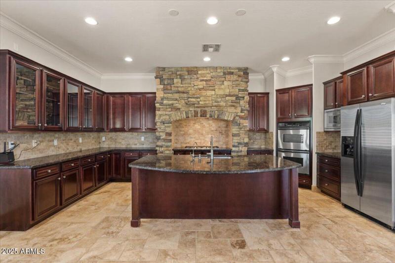 23-Kitchen
