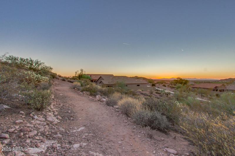 16_Walking Trail_Superstition Foothills