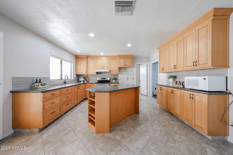 Abundant Counter Space
