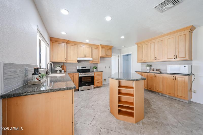 Plenty of Cabinets
