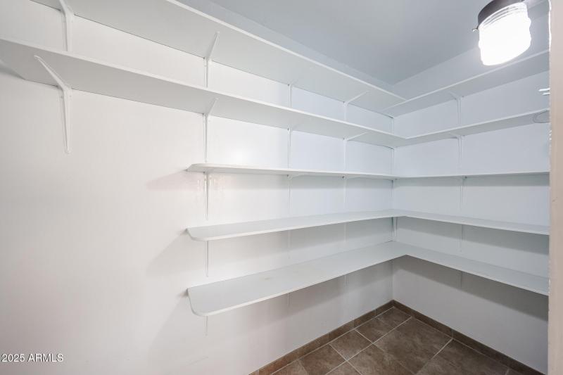Walk-in Pantry