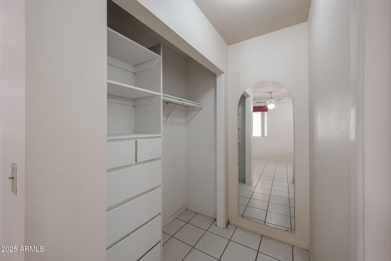 Bedroom 4 Closet