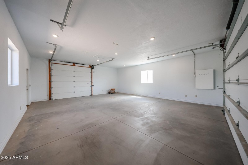 Detached Garage/Workshop