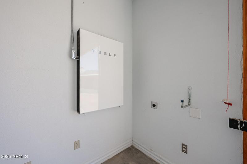 Tesla Powerwall Battery for Solar