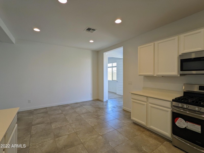 16846 W LAS PALMARITAS DR