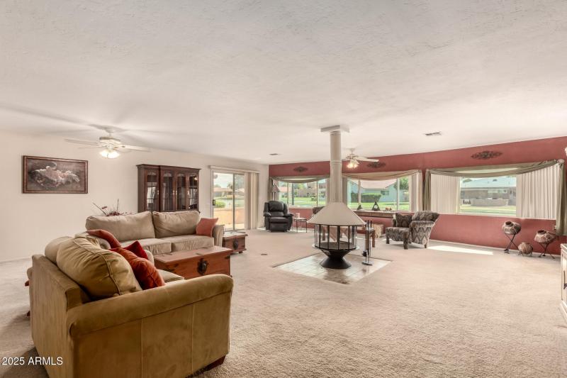 18 - Leisure World 624