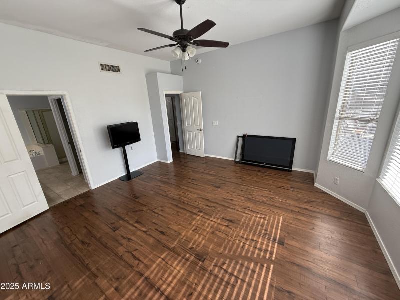 Photo Sep 19 2025, 3 44 09 PM