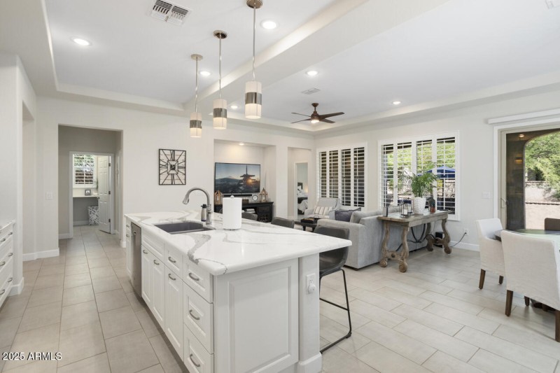 10' counters