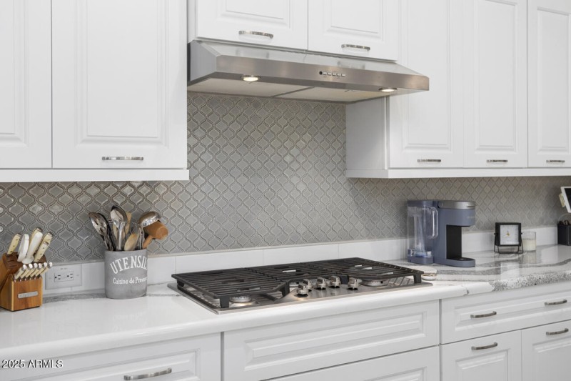 Gas cooktop