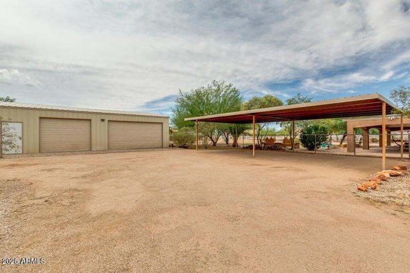 Front garage carport 2 Arm